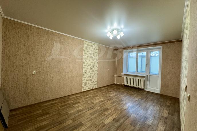 2 комнатная квартира  в районе Центр: Историческая часть, ул. Хохрякова, 32, г. Тюмень