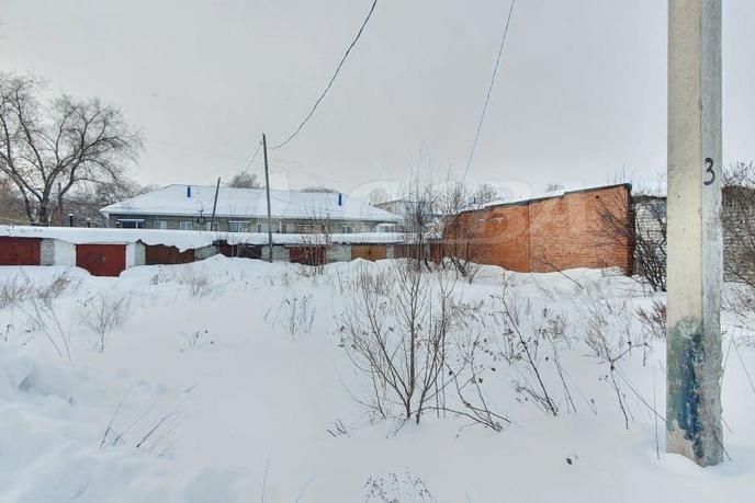 Продается земельный участок, назначение под нежилые строения, в районе Центральная часть, пгт. Боровский, по Ялуторовскому тракту
