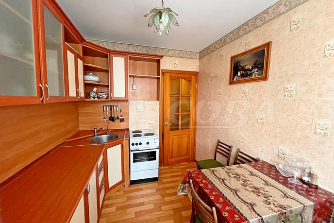 3 комнатная квартира  в районе МЖК, ул. Широтная, 112, г. Тюмень