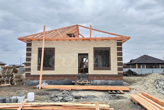 Продается строящийся дом, в районе новой застройки, с. Каменка, по Ирбитскому тракту, Коттеджный поселок Онегин