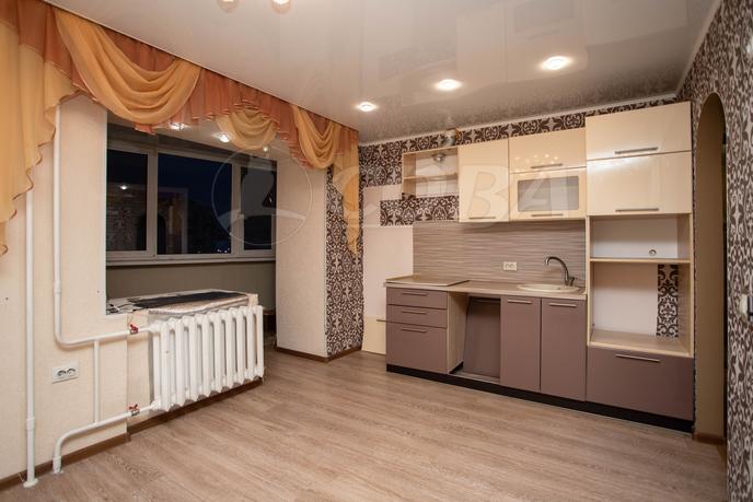 1 комнатная квартира  в Тюменском-2 мкрн., ул. Евгения Богдановича, 16, г. Тюмень