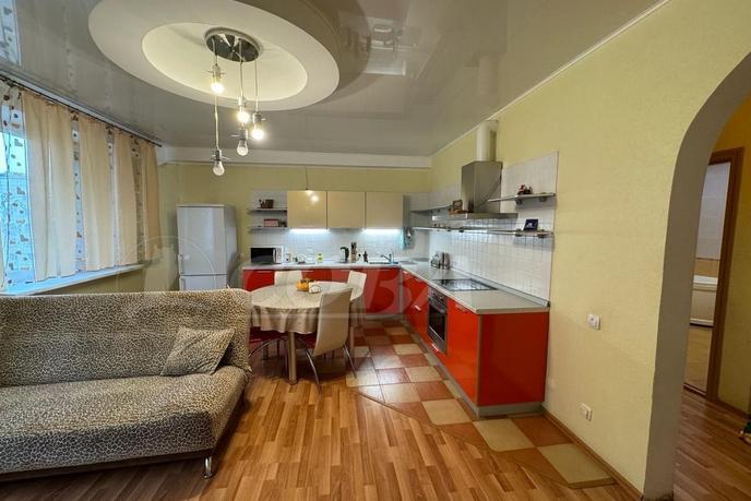 2 комнатная квартира  в районе Центр: Малыгина, ул. Салтыкова-Щедрина, 44, г. Тюмень