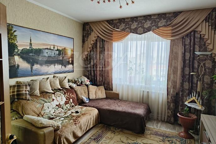 3 комнатная квартира  в районе 25-й микрорайон, ул. Мелик-Карамова, 78, г. Сургут