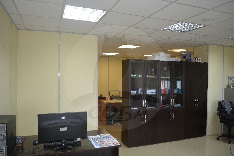 Офисное помещение в отдельно стоящем здании, продажа, в районе Червишевского тр., г. Тюмень