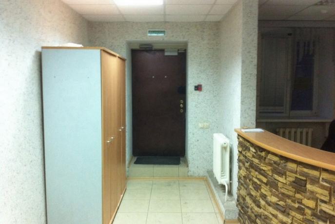 Нежилое помещение в жилом доме, продажа, в районе Червишевского тр., г. Тюмень
