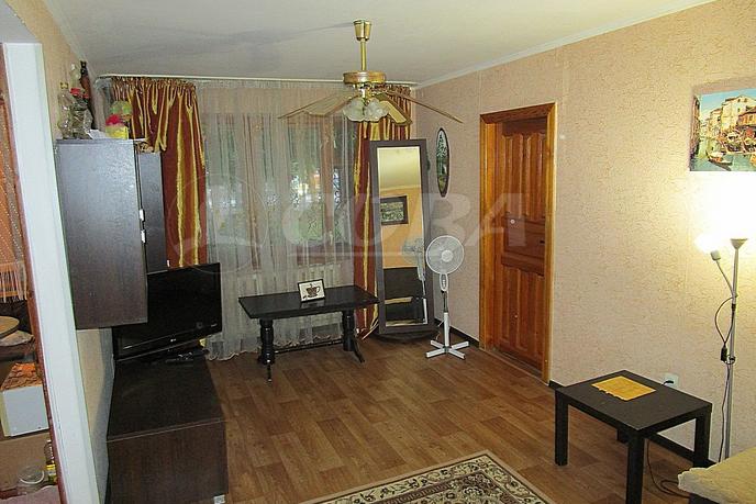 2 комнатная квартира  в районе КПД: ДК Строитель, ул. Севастопольская, 27, г. Тюмень