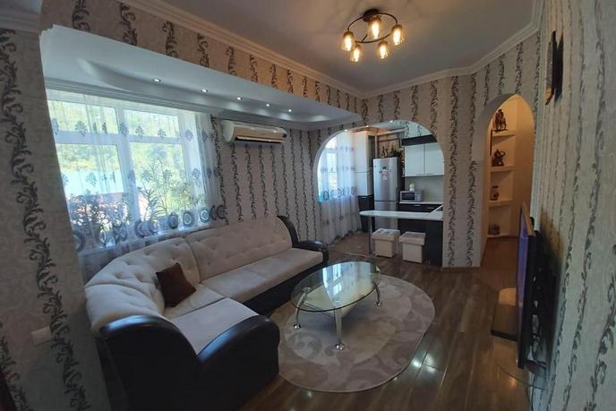 2 комнатная квартира  в районе Барановка, ул. Армянская, 40, г. Сочи