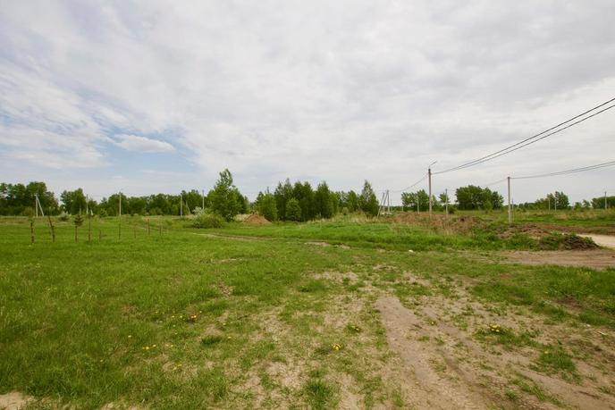 Продается сельско хозяйственное, в центре, г. Ялуторовск, по Ялуторовскому тракту