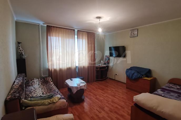 1 комнатная квартира  в районе Парфенова, ул. Муллы-Нур Вахитова, 15А, г. Тюмень