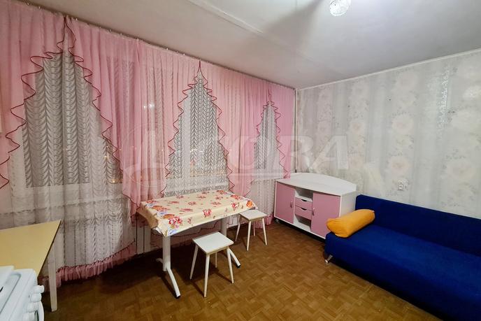 Комната в районе Воровского, ул. Республики, 216, г. Тюмень