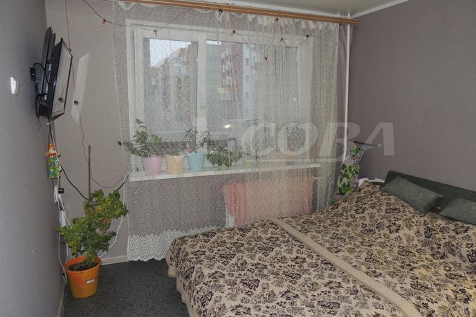 1 комнатная квартира  в Заречном мкрн., ул. Газовиков, 24, г. Тюмень