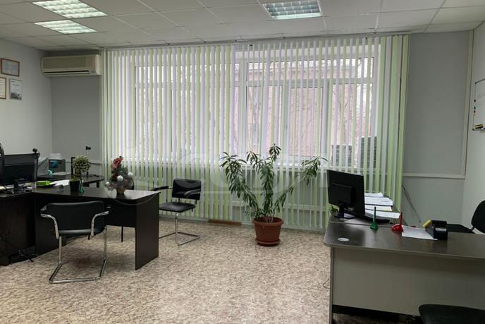 Офисное помещение в бизнес-центре, аренда, в районе КПД (Геологоразведчиков), г. Тюмень