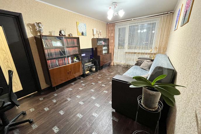 2 комнатная квартира  в Южном микрорайоне, ул. Ставропольская, 9, г. Тюмень