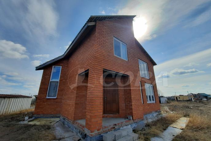 Продается дом у озера, в районе новой застройки, д. Есаулова, в районе Старый тобольский, коттеджный посёлок «Усадьба Есаулова»