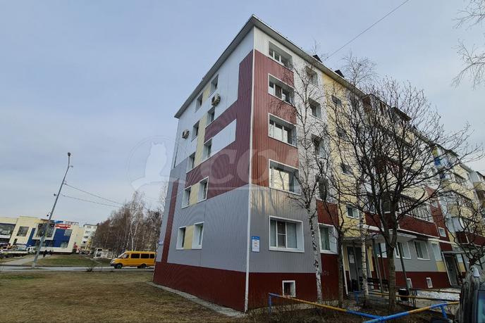 2 комнатная квартира  в районе Энергетиков, ул. Республики, 80, г. Сургут