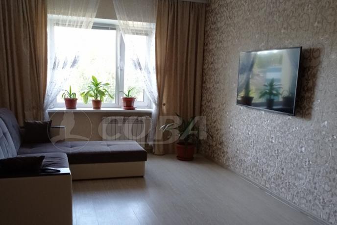 3 комнатная квартира  в районе НГДУ, ул. Нефтяников, 11, г. Сургут