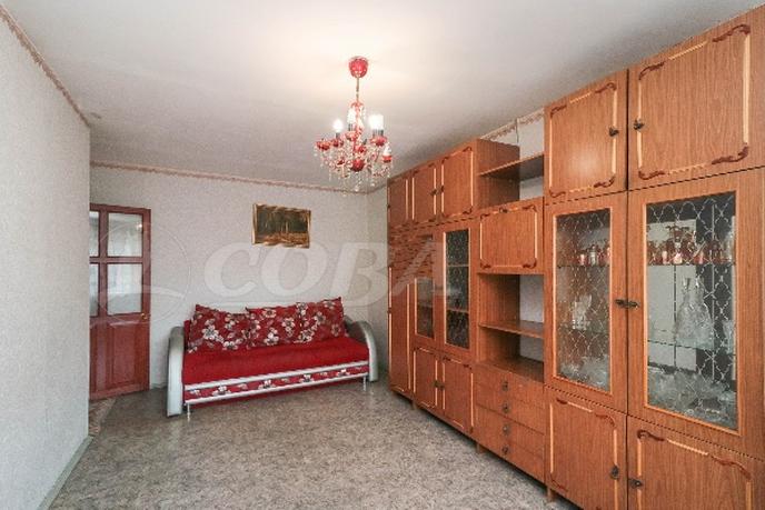 2 комнатная квартира  в районе Маяк, ул. Волгоградская, 103, г. Тюмень