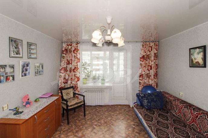 2 комнатная квартира  в районе Маяк, ул. Куйбышева, 94, г. Тюмень