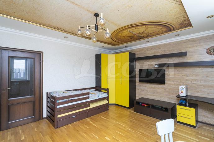 3 комнатная квартира  в Тюменском-2 мкрн., ул. Михаила Сперанского, 17, г. Тюмень