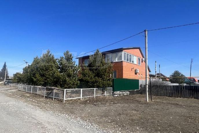 Продается загородный дом, в районе Центральная часть, д. Есаулова, в районе Старый тобольский