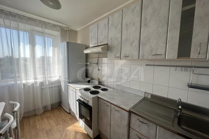2 комнатная квартира  в районе Маяк, ул. Волгоградская, 67, г. Тюмень