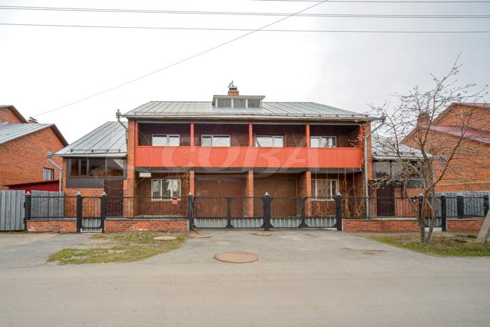 Продается загородный дом, в районе Центральная часть, с. Ембаево, по Тобольскому тракту