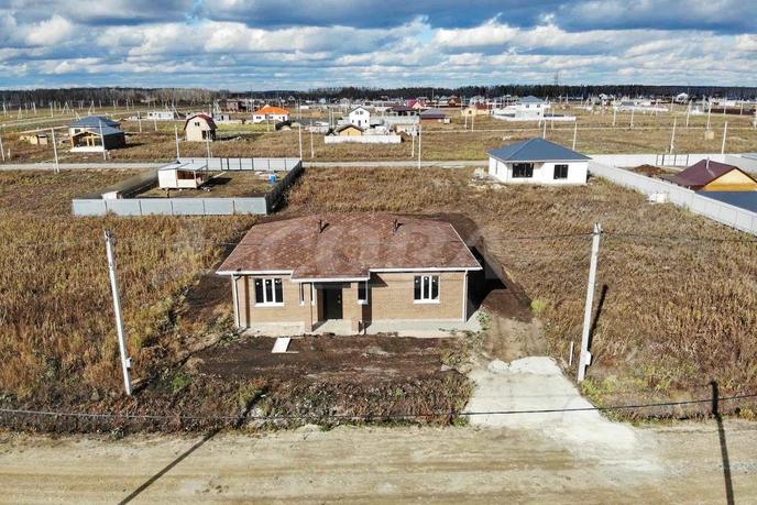 Продается загородный дом, в районе новой застройки, д. Малиновка, по Московскому тракту, Коттеджный поселок Малиновка