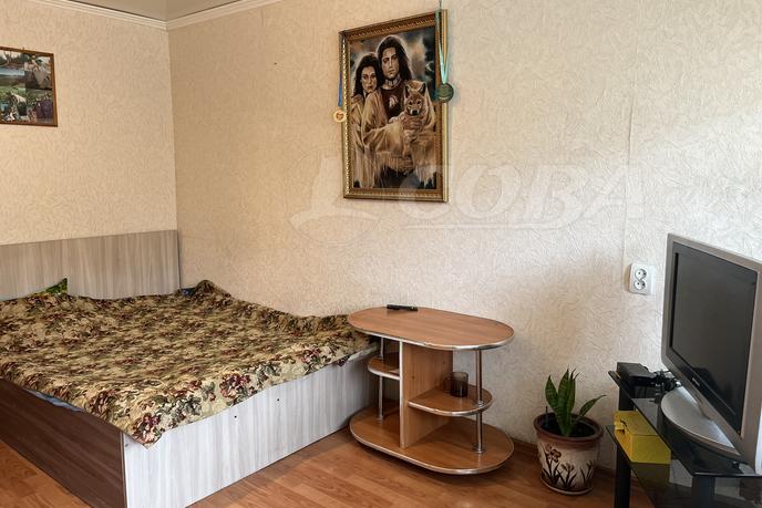 2 комнатная квартира  в районе Центральная часть, ул. Советская, 8, пгт. Боровский