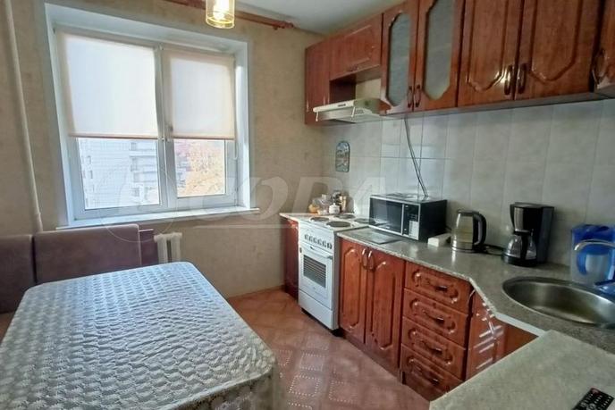 2 комнатная квартира  в Заречном 2 мкрн., ул. Газовиков, 29, г. Тюмень